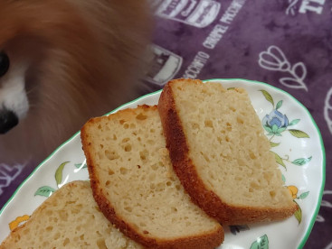 みゆに焼いてもらったパン🍞早くちょーだい💞💞