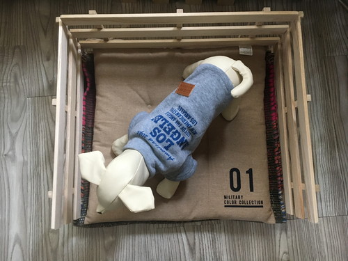 暑い季節に備えよう!100均の材料で小型犬用「スノコベッド」をDIY